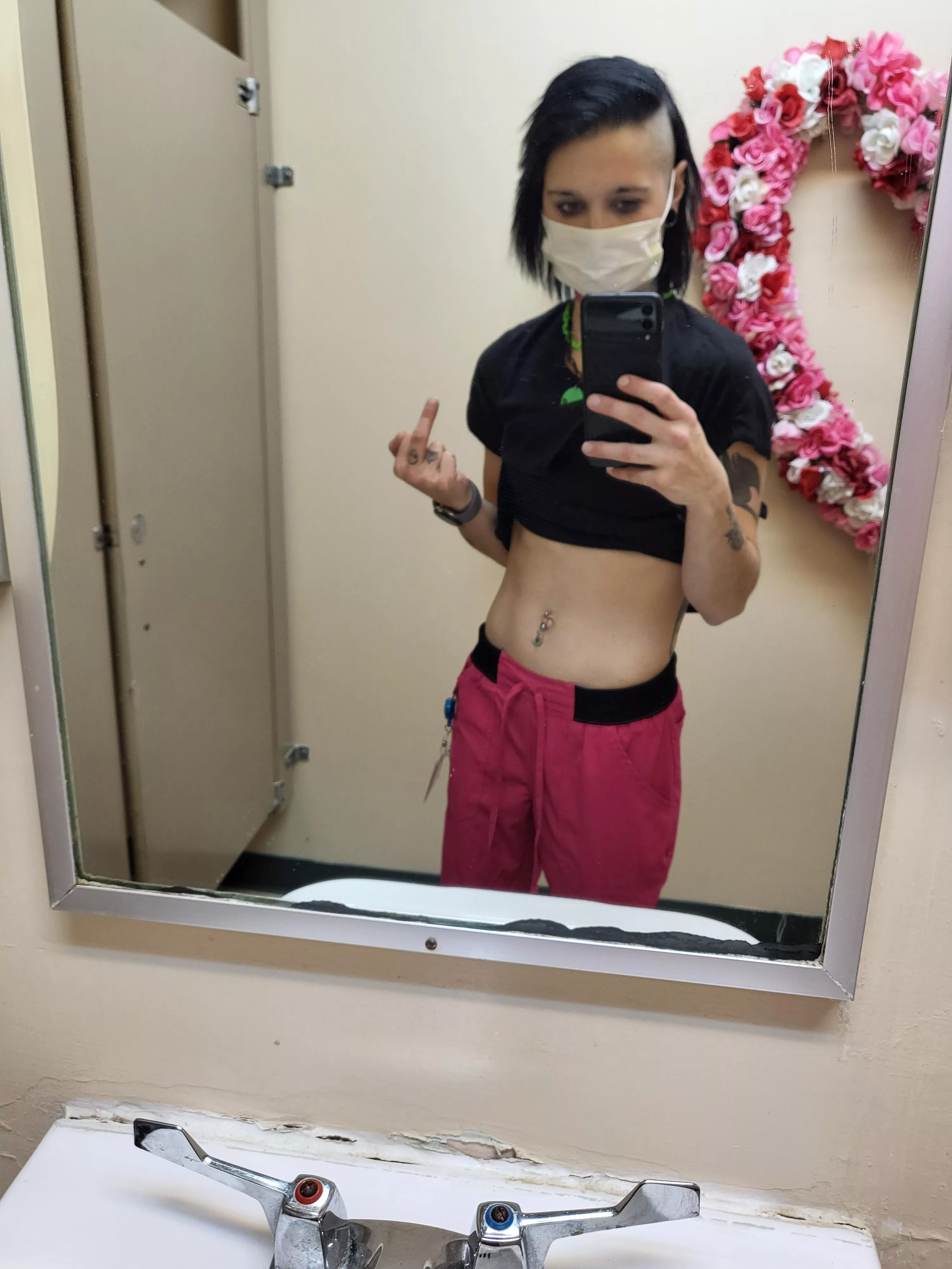 don't let my small size fool you😋