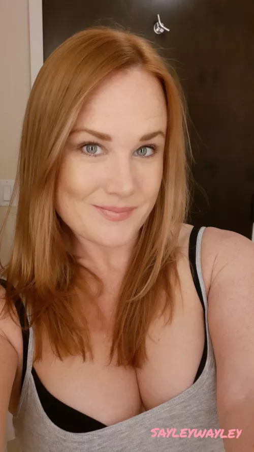 Happy Friday everyone. Got my glam on and heading out out