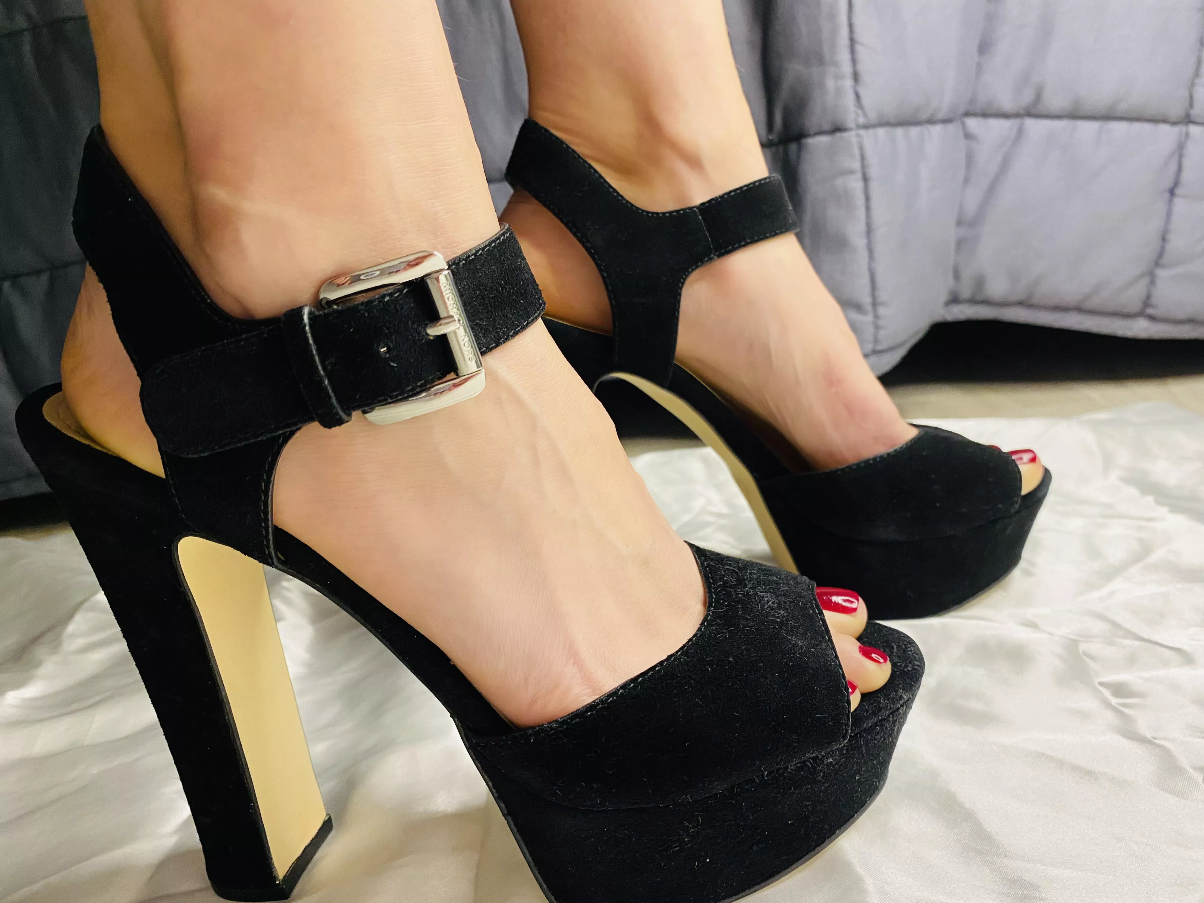 Hot black heels