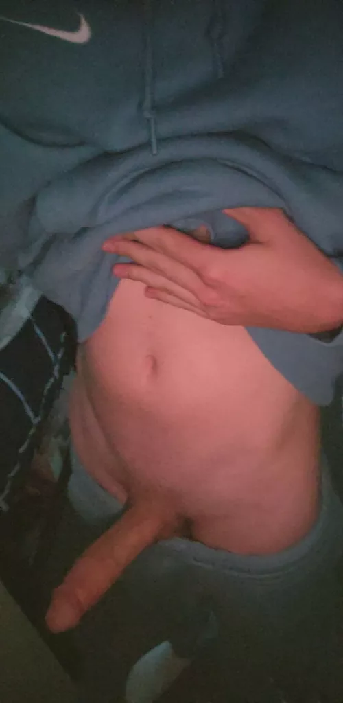 How big u think I am?