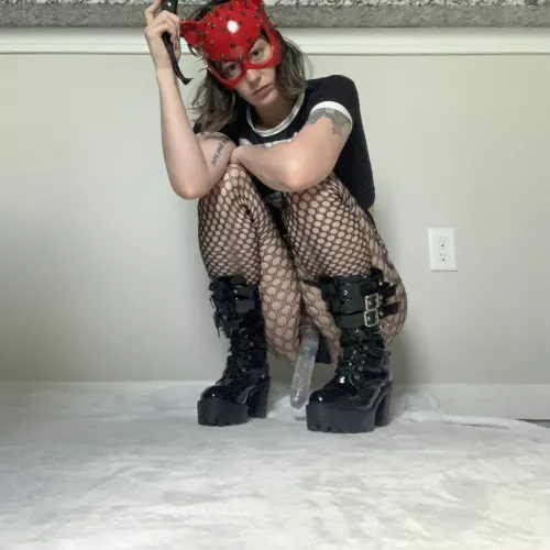 I know your clity is twitching scrolling through Reddit looking at so many beautiful dommes. Do you feel pathetic gooning as hard as you do?