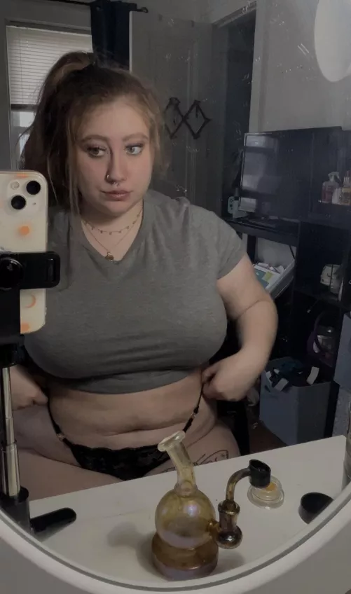 Let’s take a dab and then fuck 💦