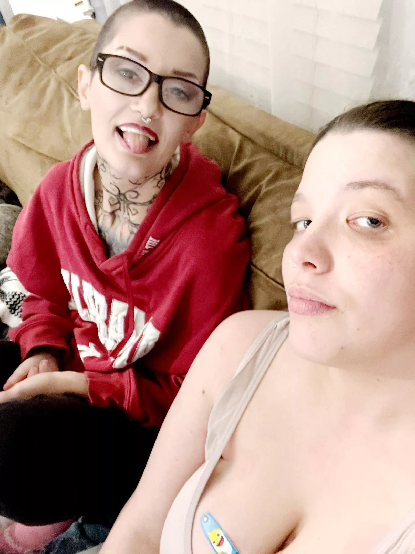 live now. come chill with us https://chaturbate.com/p/brookebdsm/?tab=bio
