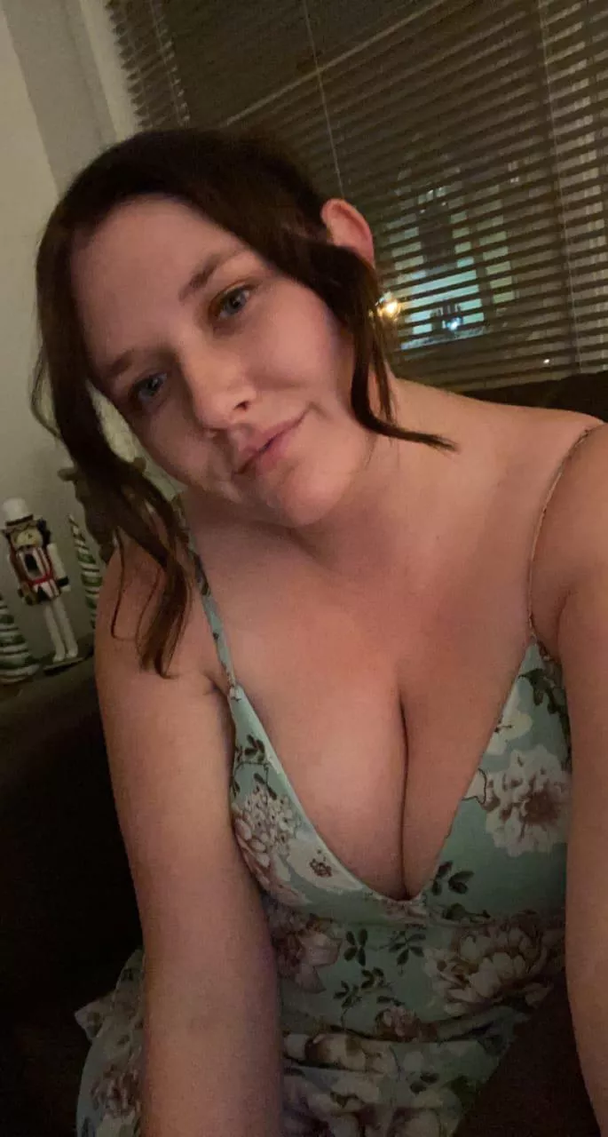 Lonely and bored, who’s in for FaceTime?