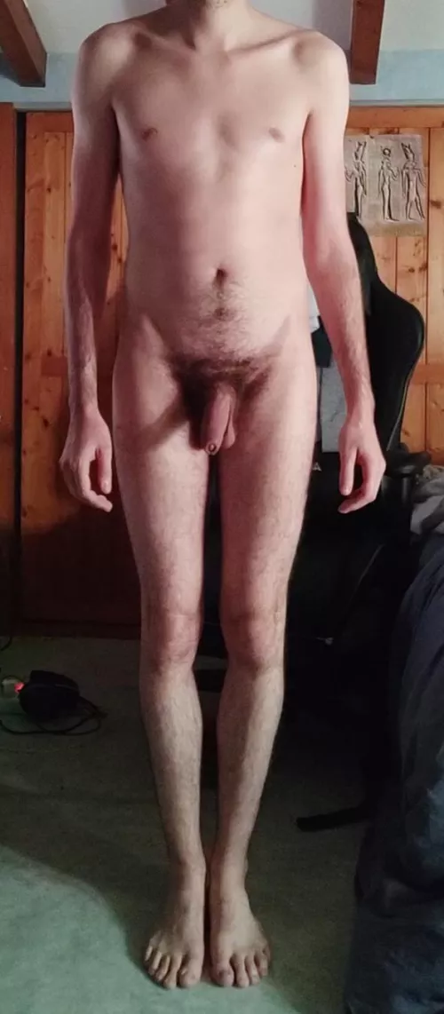 [m] My nude body