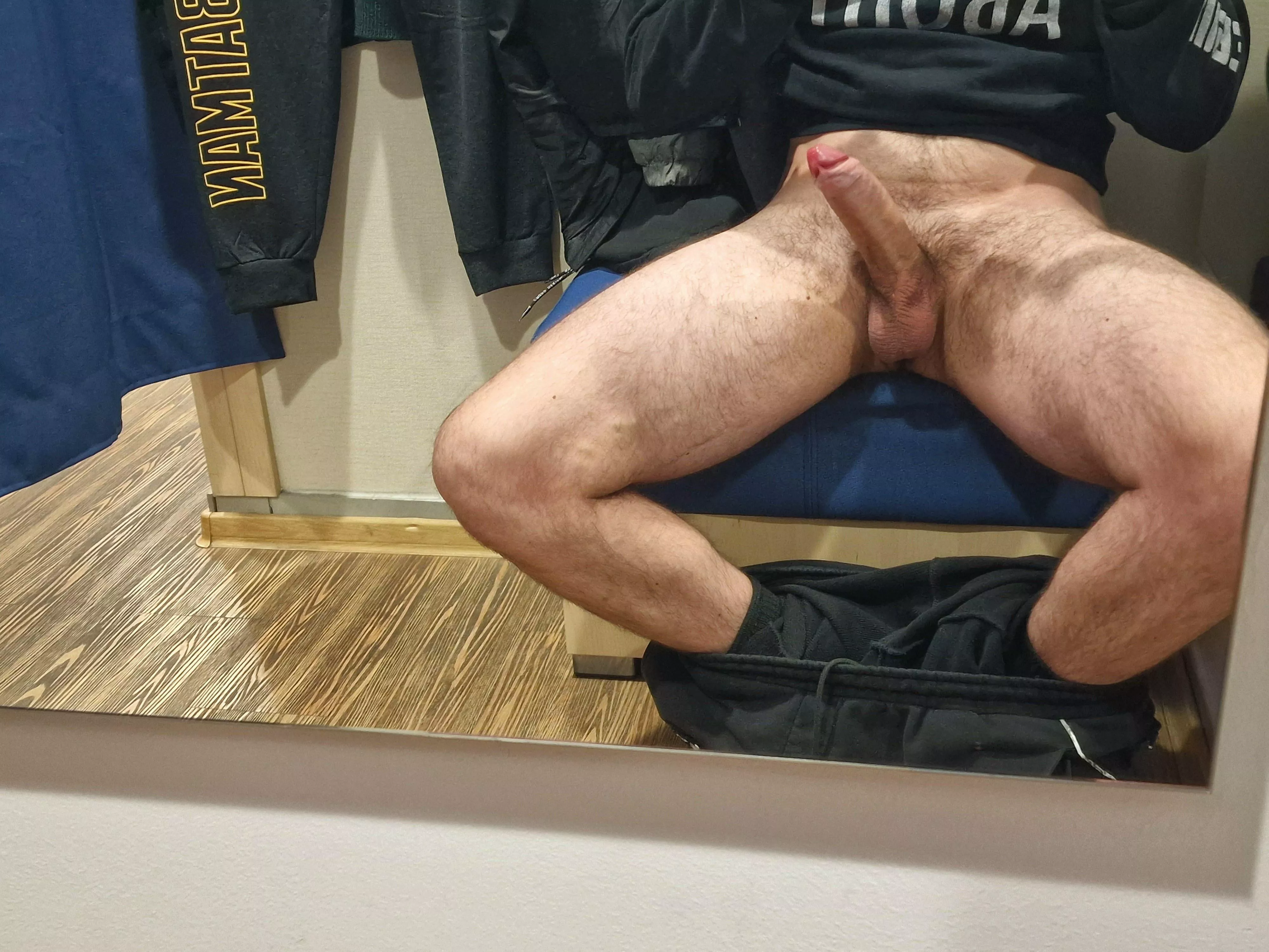 meet me in the changing room