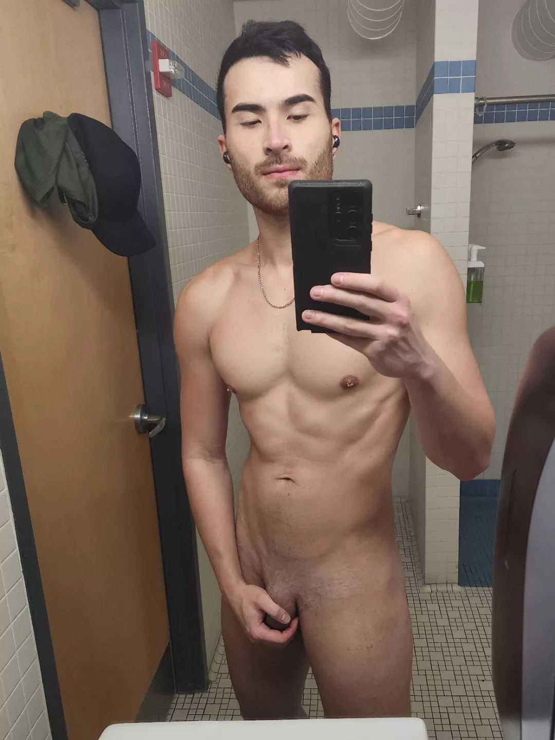 Mixed-Race Bro (28), tall and submissive
