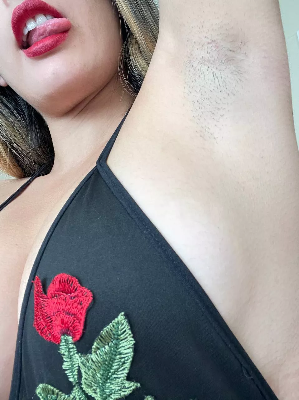 No shower, no deodorant, come play with me