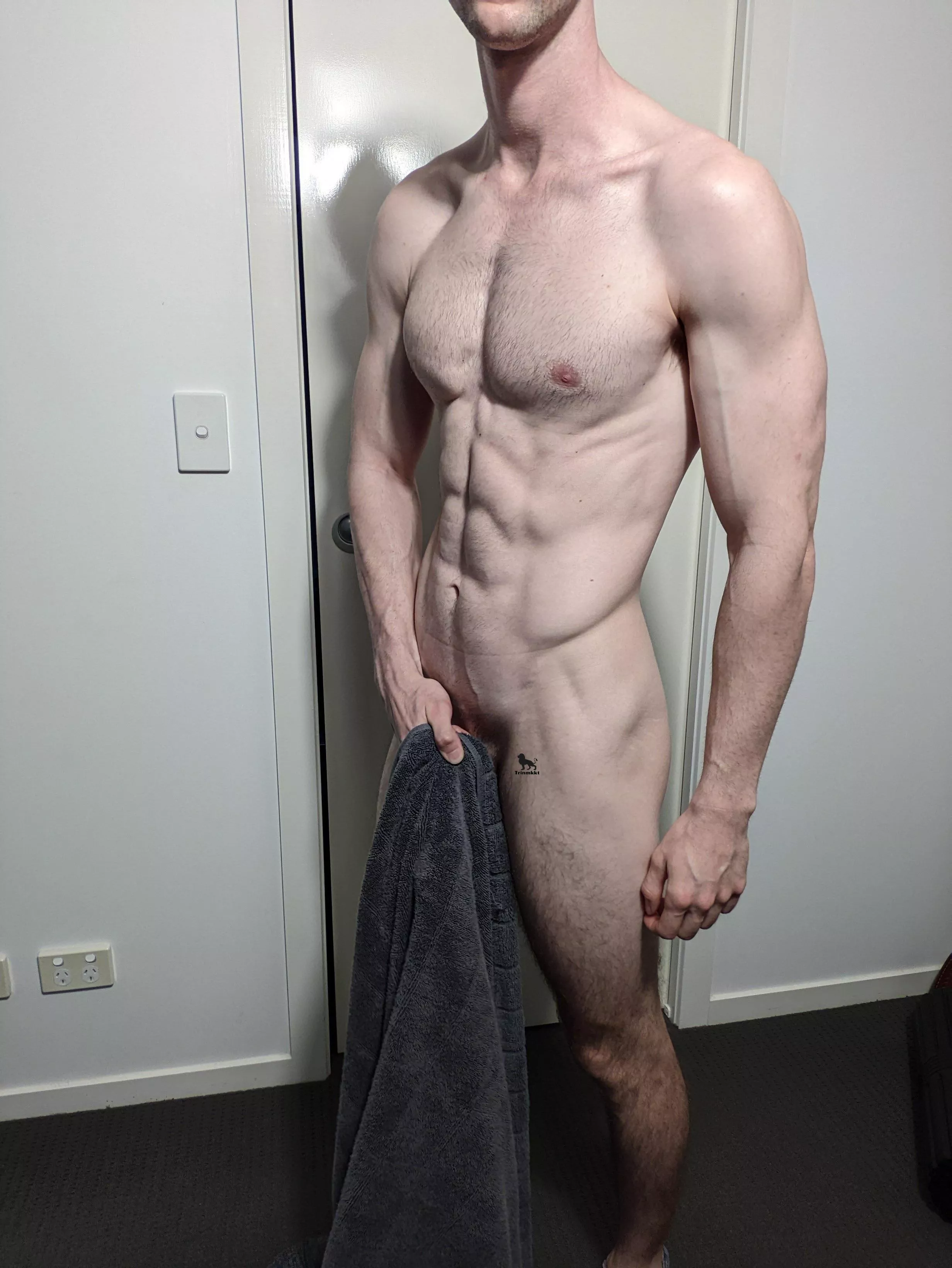 Not a lot of Aussie guys on here, let’s fix that 😎