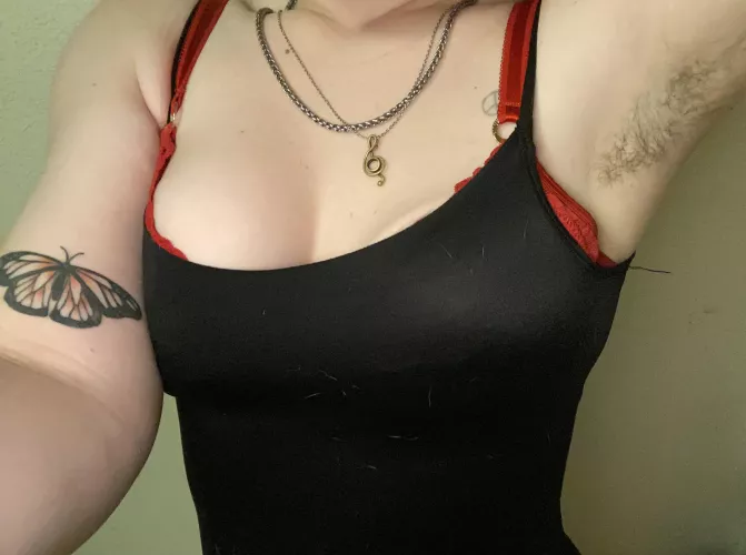 Nothing more freeing than armpit hair as a woman