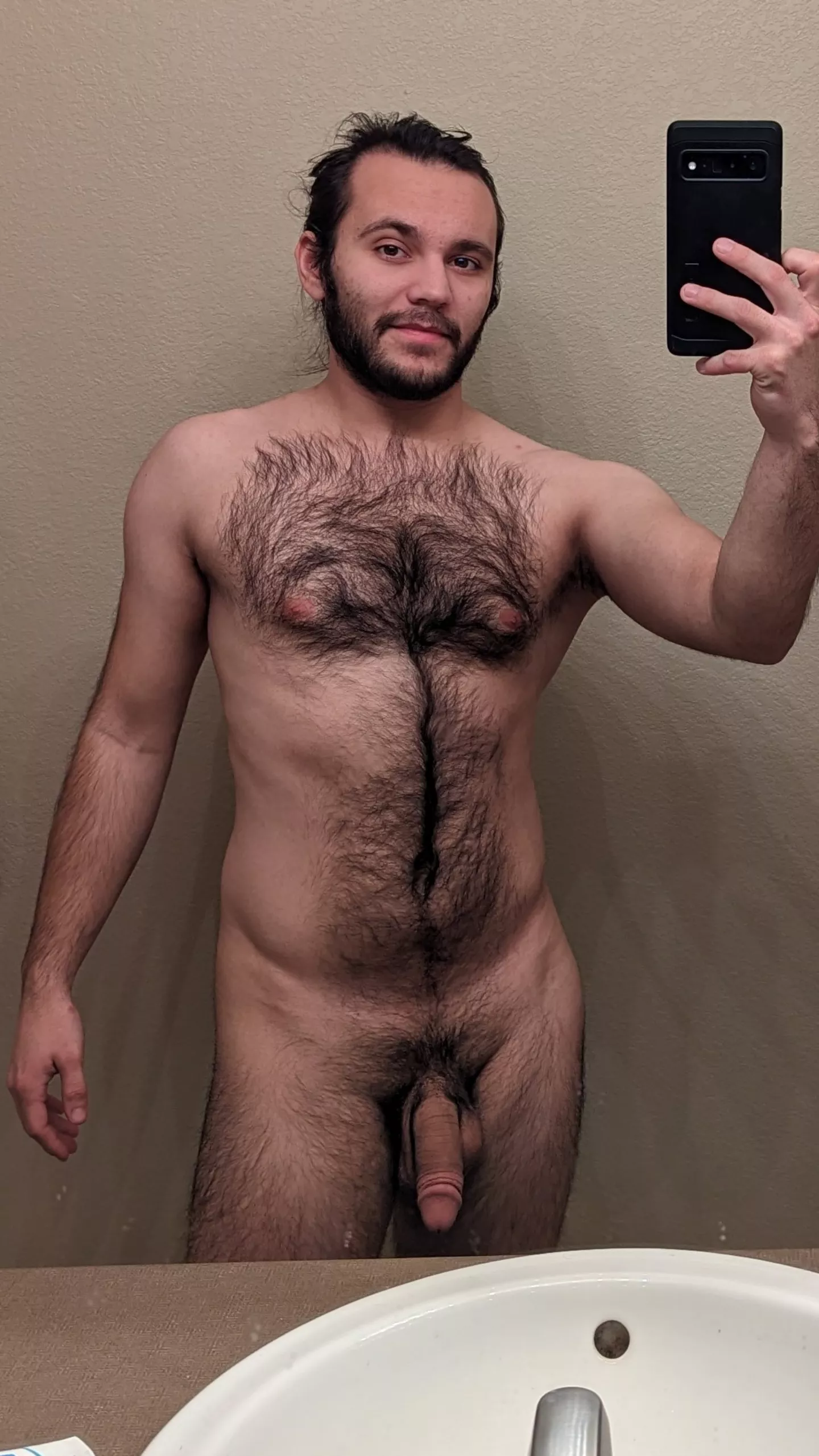 Pro cuddler, amateur clothes wearer