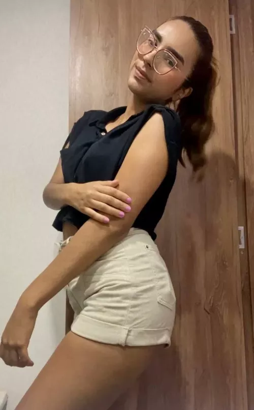 Remember... No touching, okay?