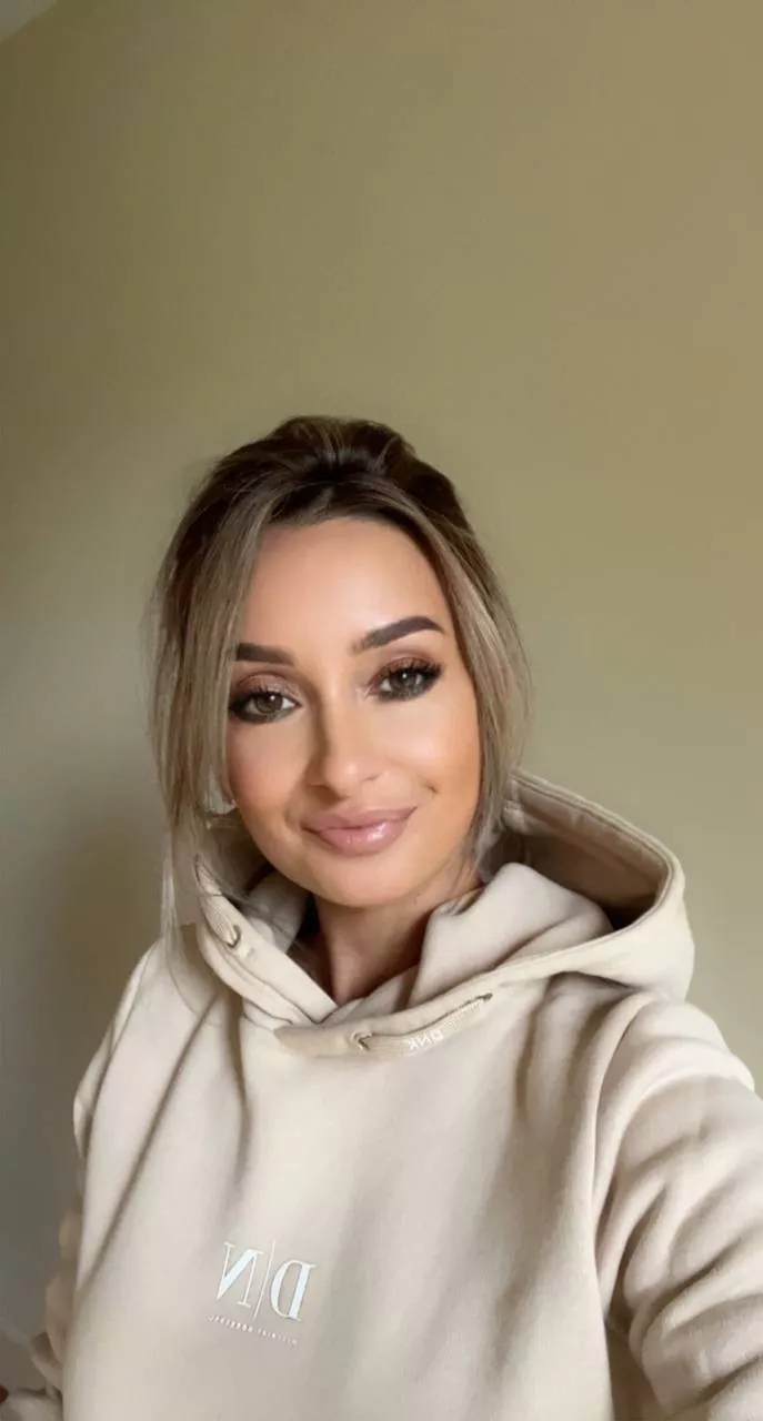 Sexy and tight, just taste me inside