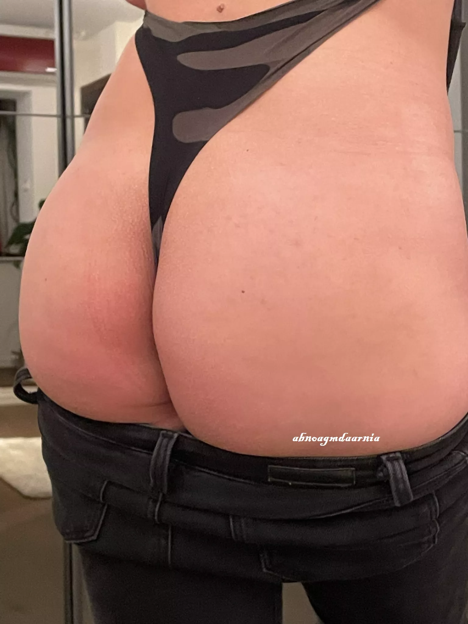 Should I keep my panties on or off while you slap me?