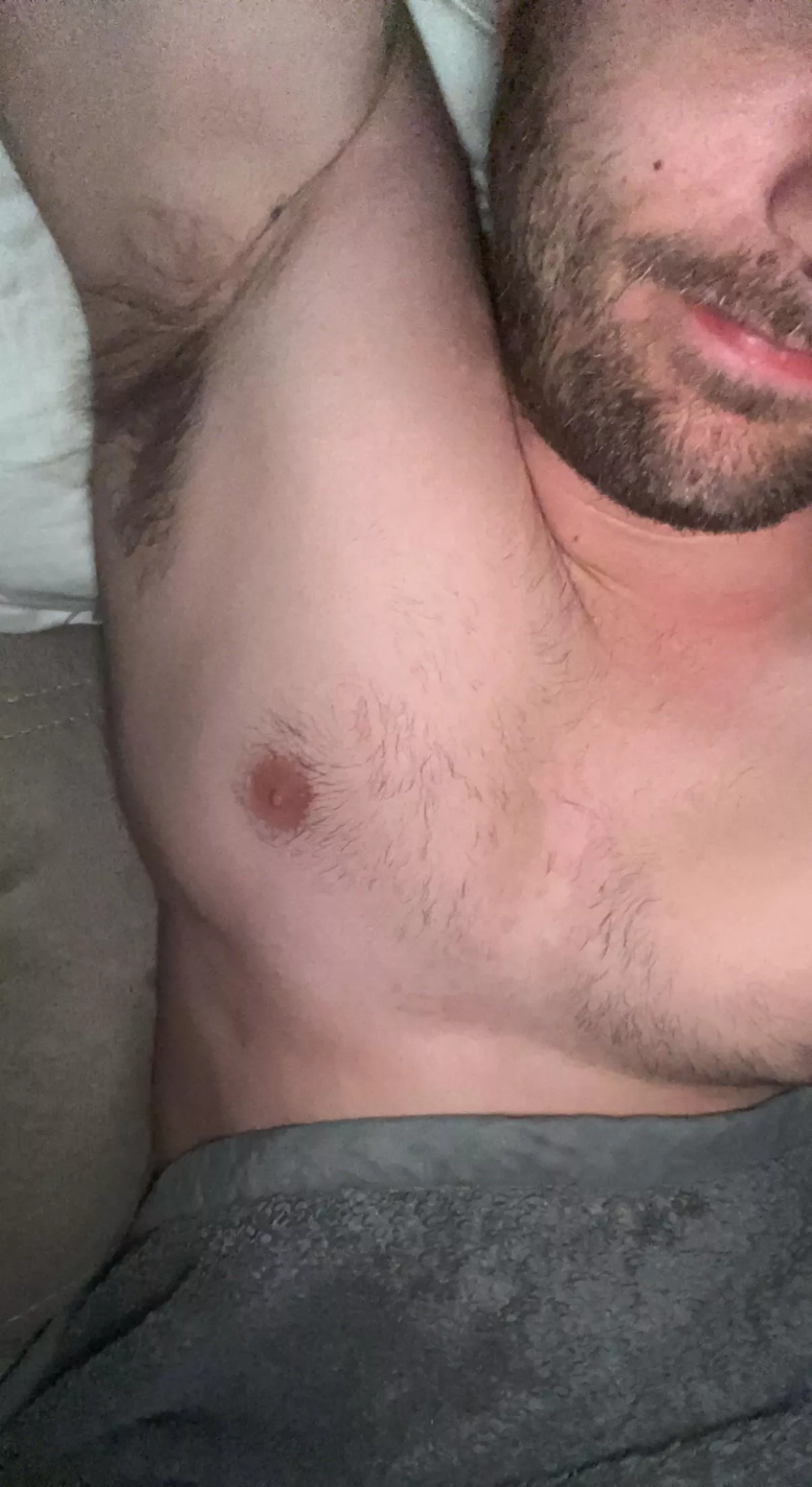 Swap Pics? Chest pu(m)p