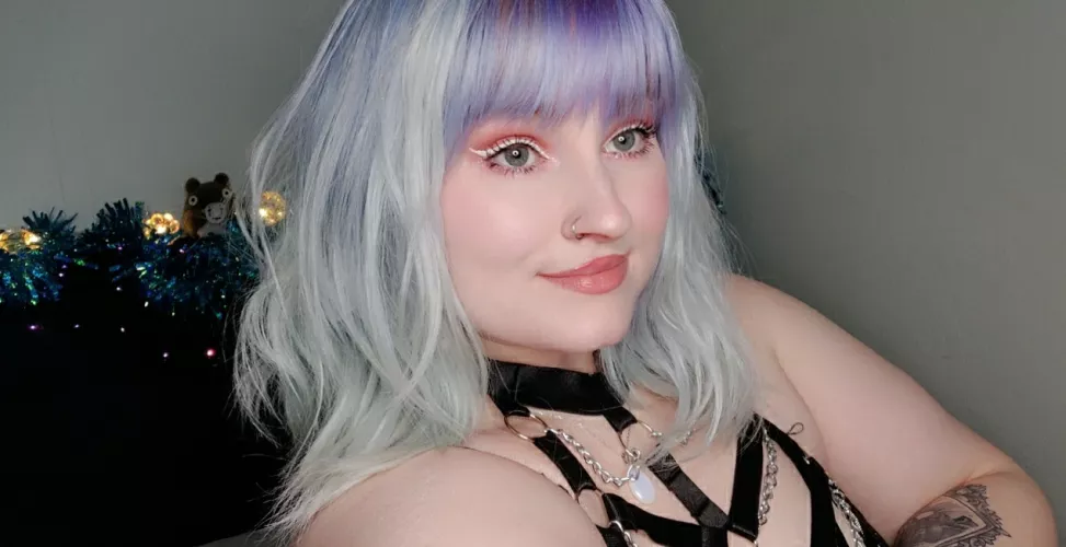 this eyeliner took so long, can I pls have some appreciation