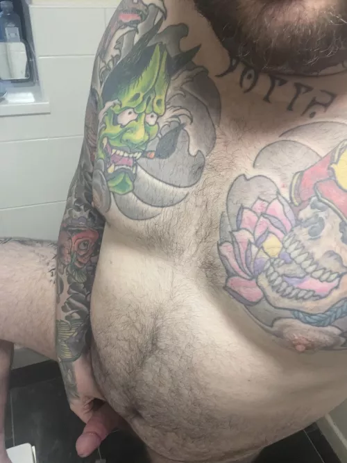 Time for a cool down after work 😘 any takers 😝