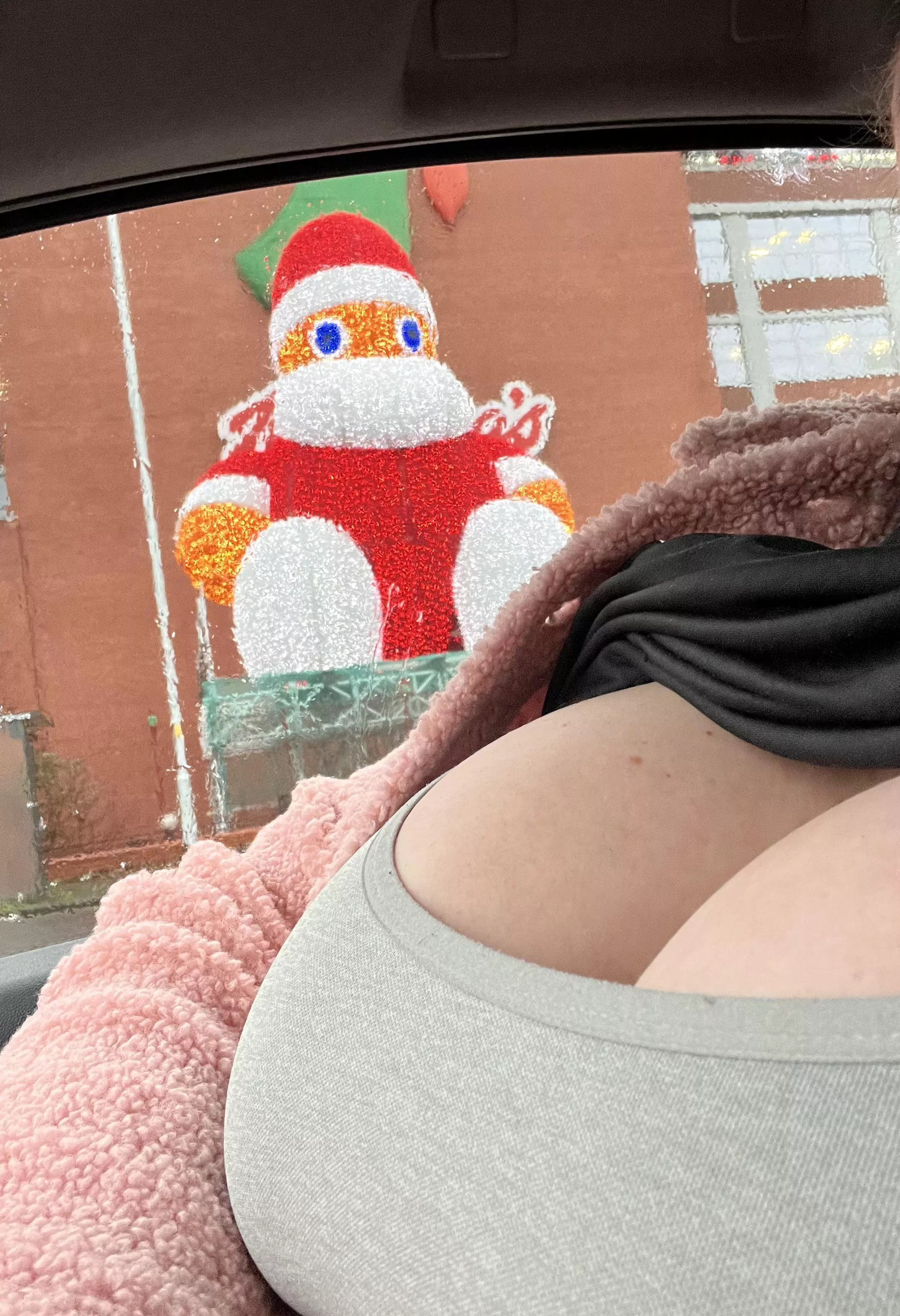 Titty flashing outside well know breakfast cereal producer 😈