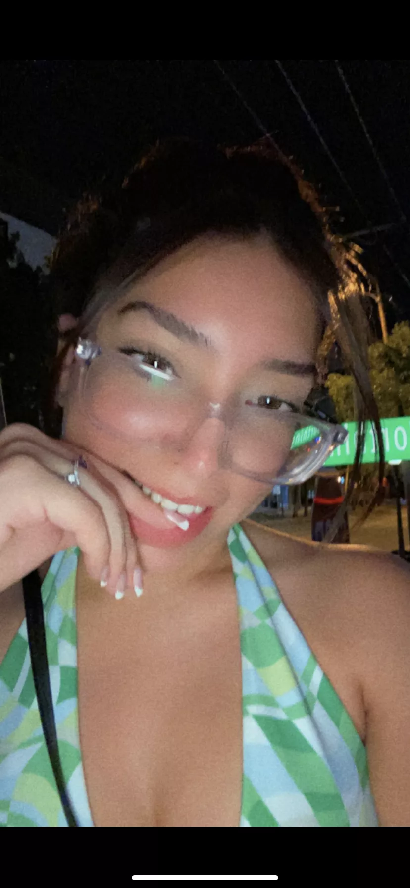 today I feel sexy with my glasses