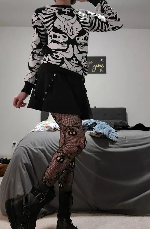 Too many skulls? No such thing.