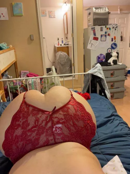 Waiting on hubby to get home position 😋