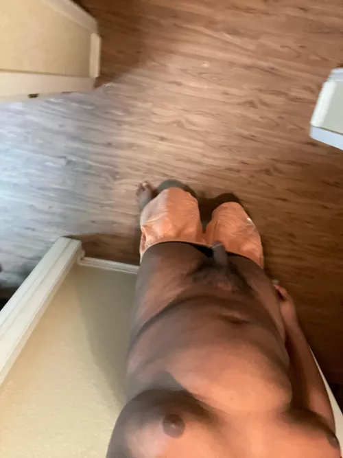 Who wanna get me hard ?