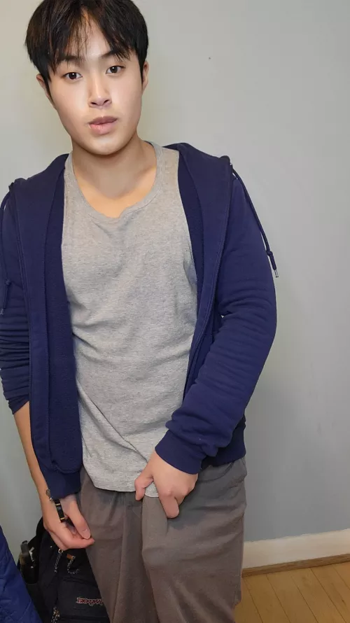 Who Wants To See This Thicc Cock In Action?