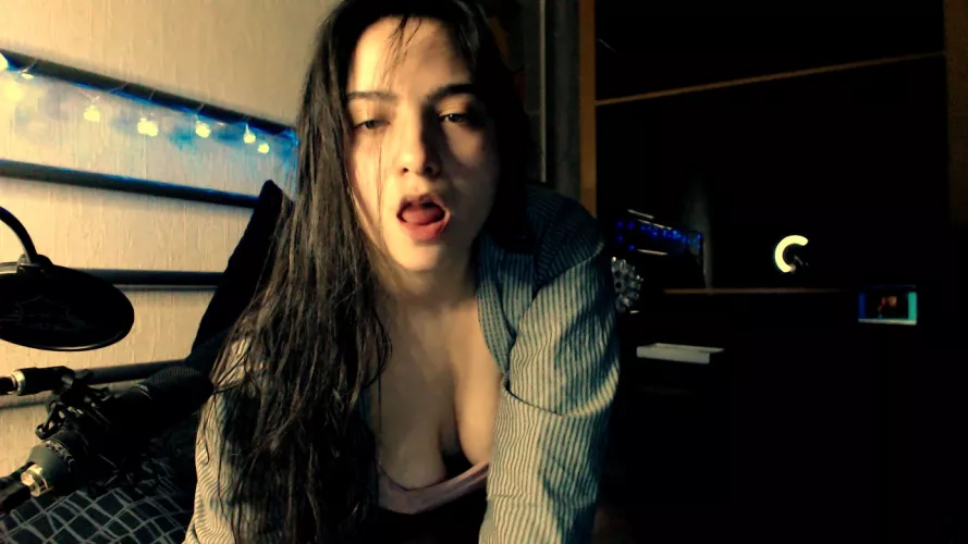 Will you put your dick in this mouth? 🍌