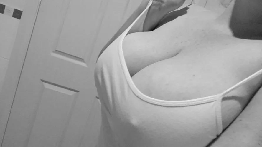 100% natural G cup titties