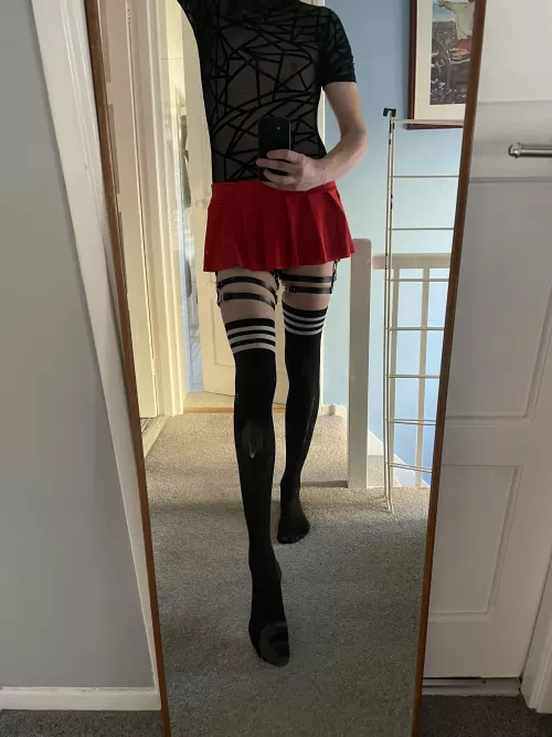 [28]Loving this outfit😍