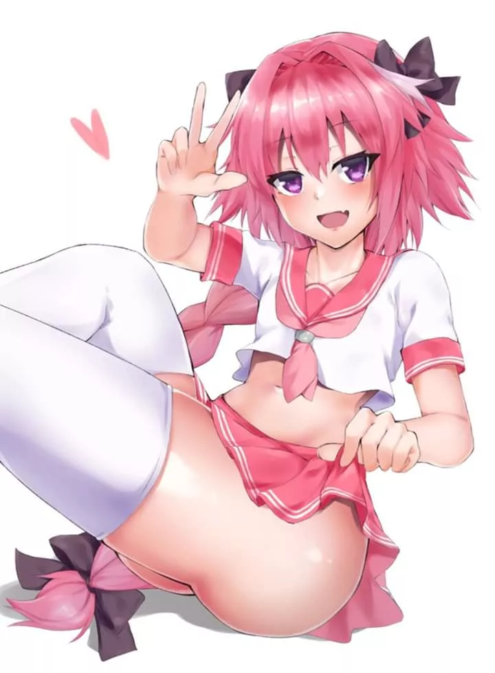 Alright, fine! You can have a little peek! 🥰💕