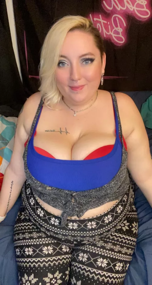 Am I hot enough to warm you up? 😜