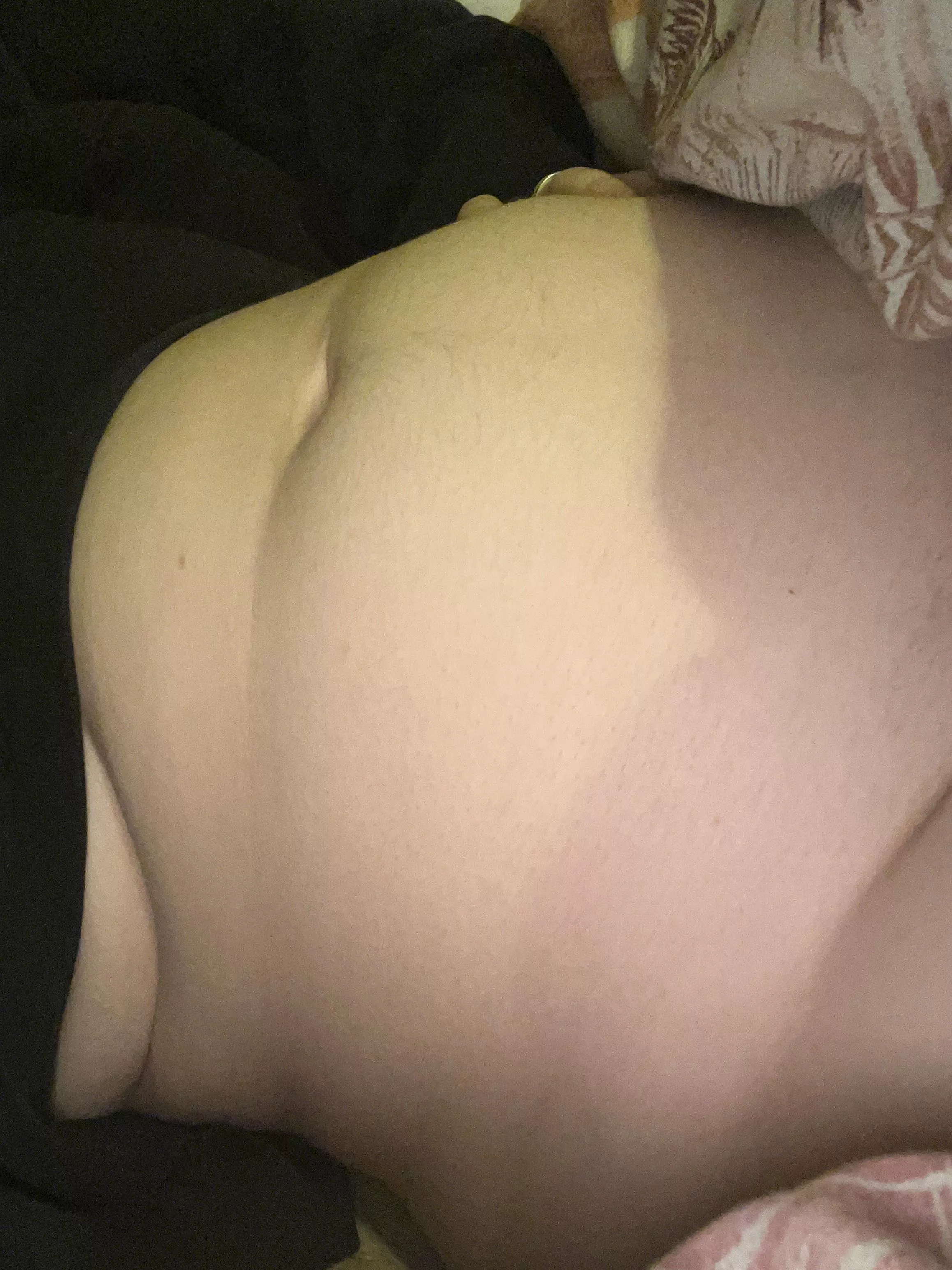 Cannot move rn so come chat