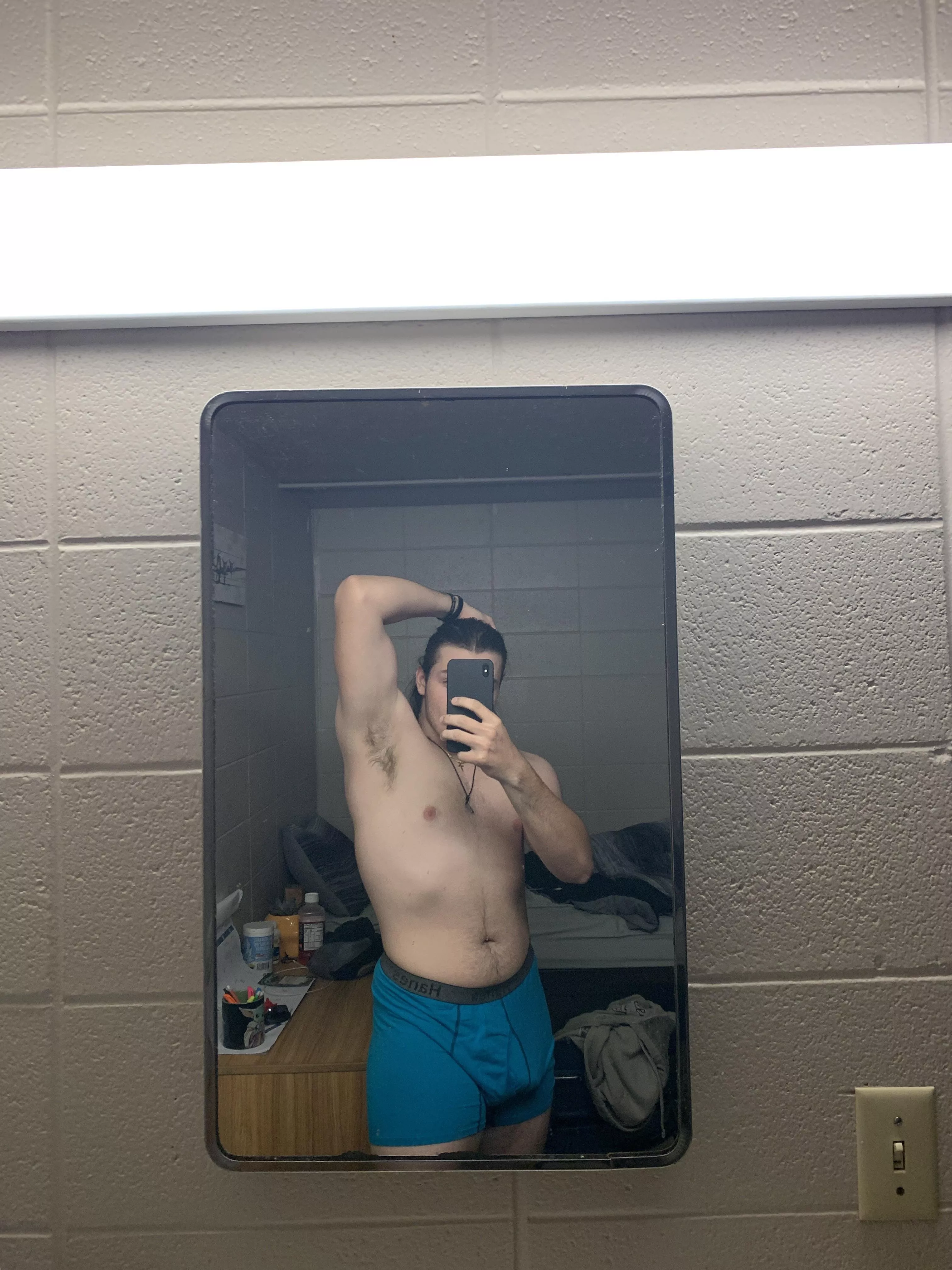 Eighteen year old college freshman, and to horny for my own good