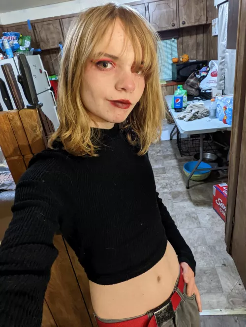 Got my makeup done and felt really pretty :3
