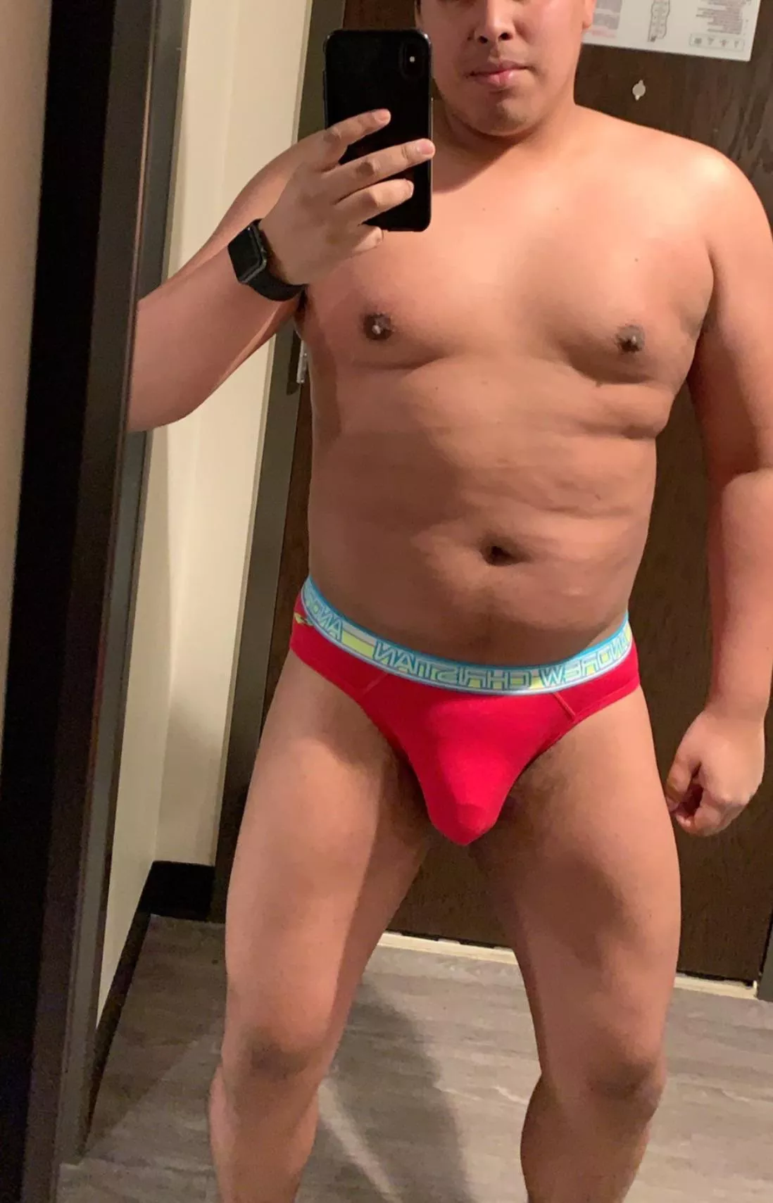 Gotta love hotel mirrors