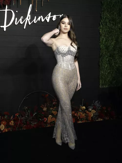 Hailee Steinfeld