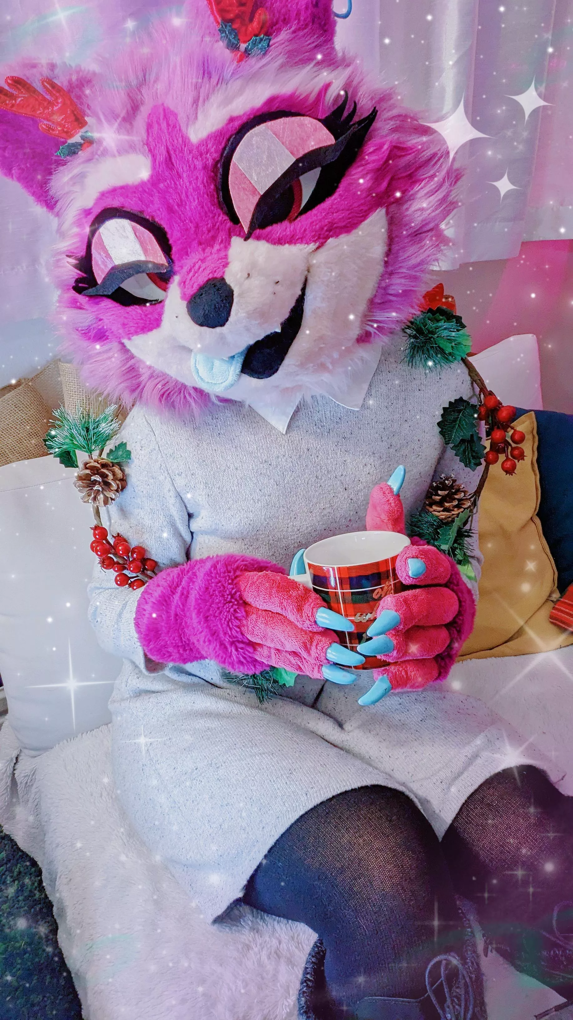 happy december from zee the raccoon! [self] [fursuit]