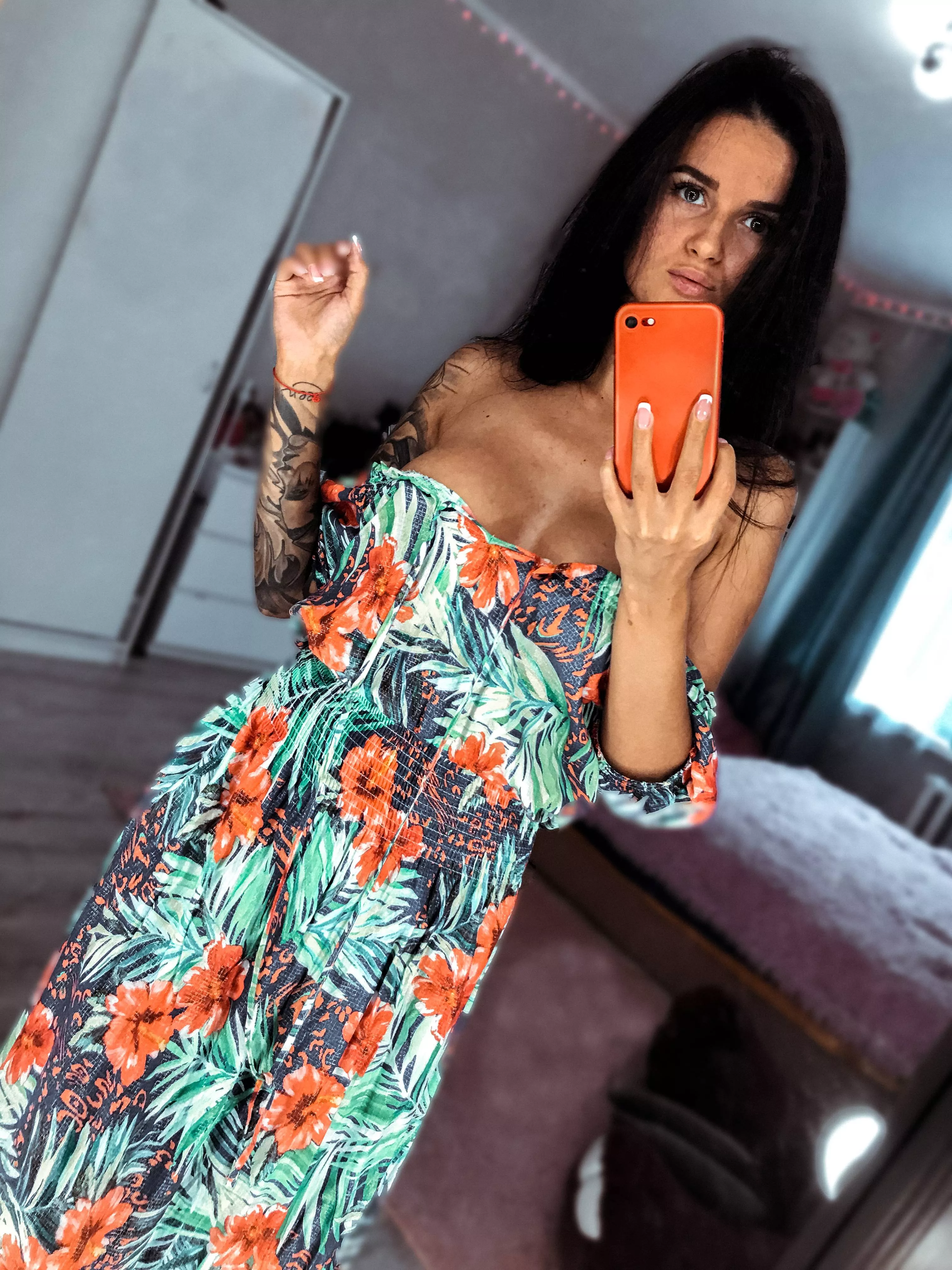 Hi daddy, do you like what you see?