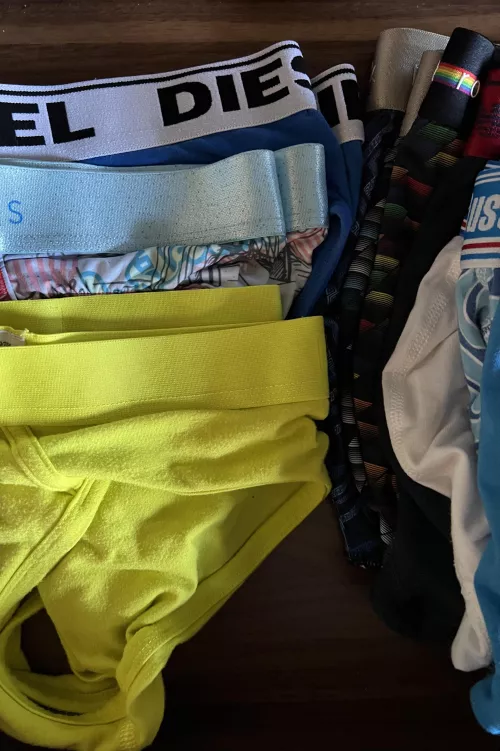 I have A LOT of good pairs to get rid of unfortunately 😖