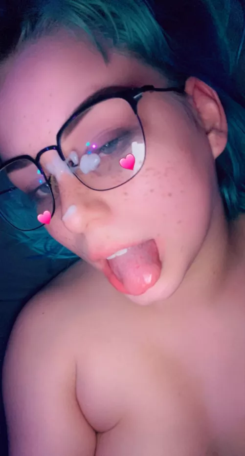 I look so pretty after I get my face covered ;)