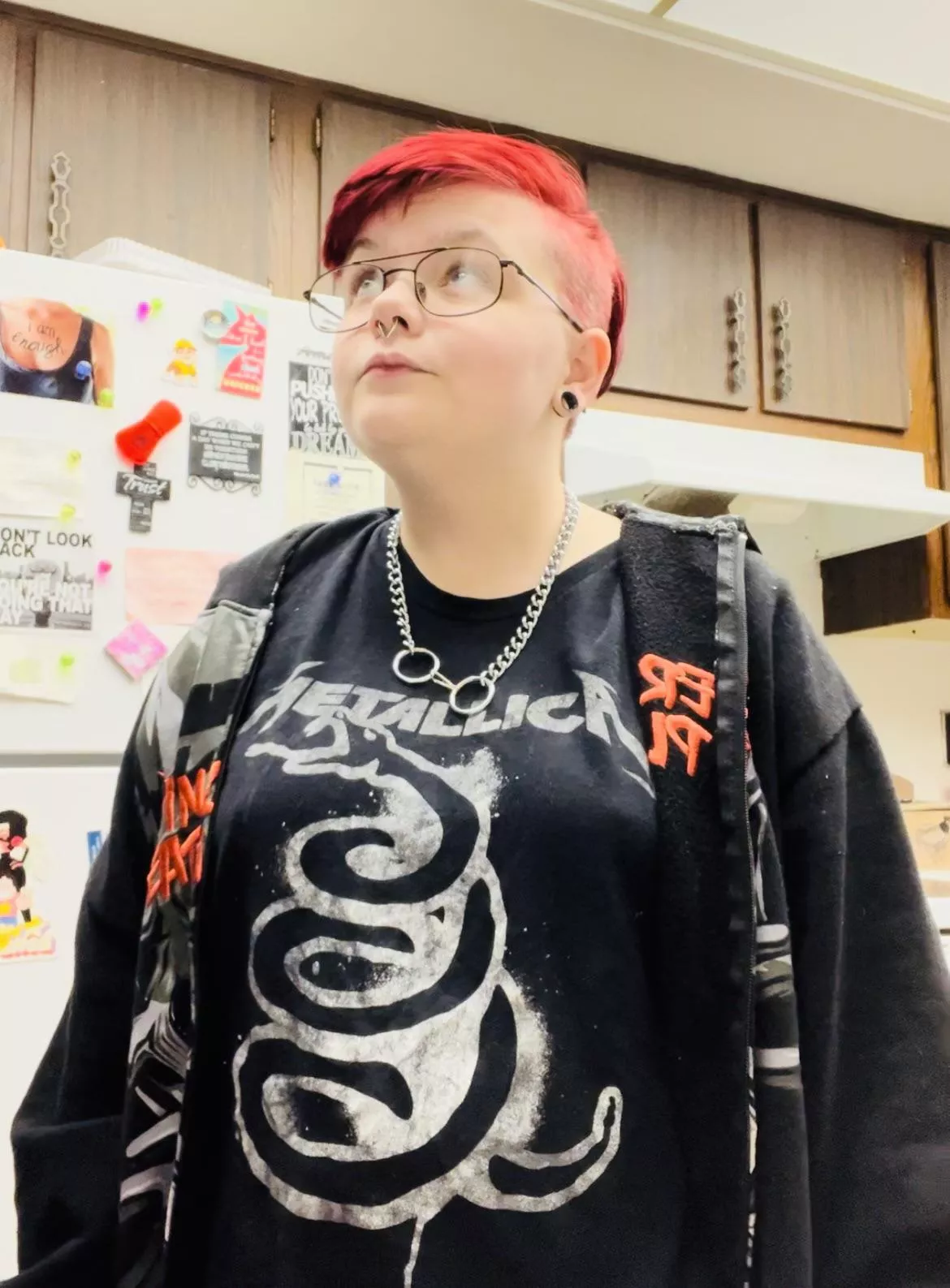 I'm dressed on here for once?! he/him