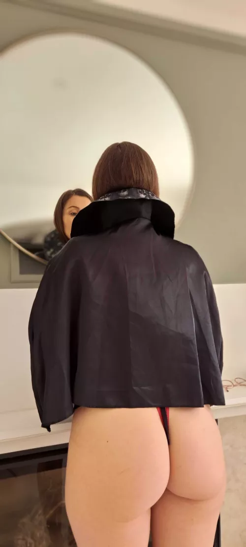 I'm dressing as a dracula tonight