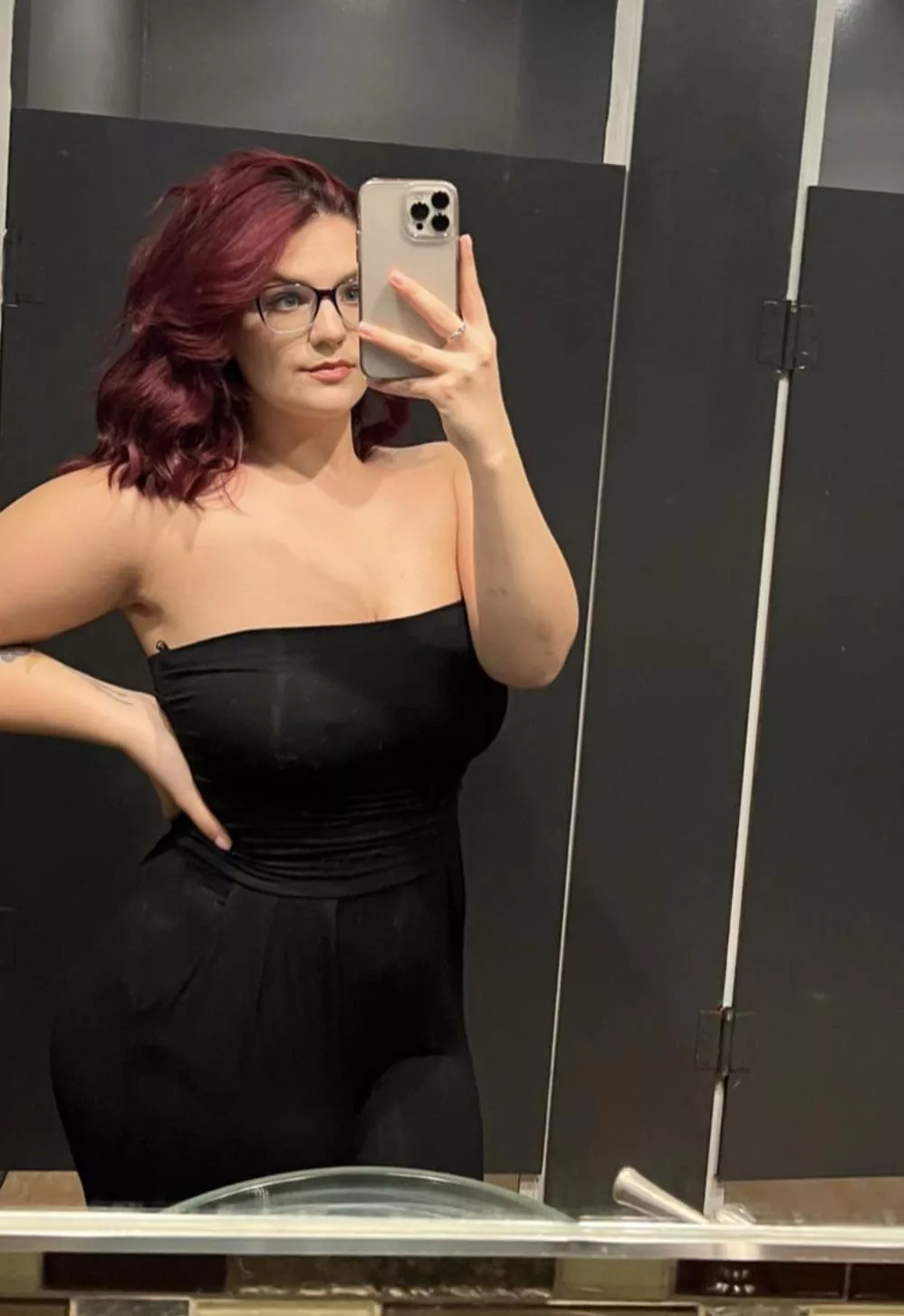 Is it bad that I want to watch my gf (24) be gangbanged?