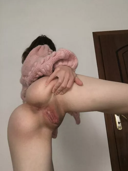 Let me feed you with my ass