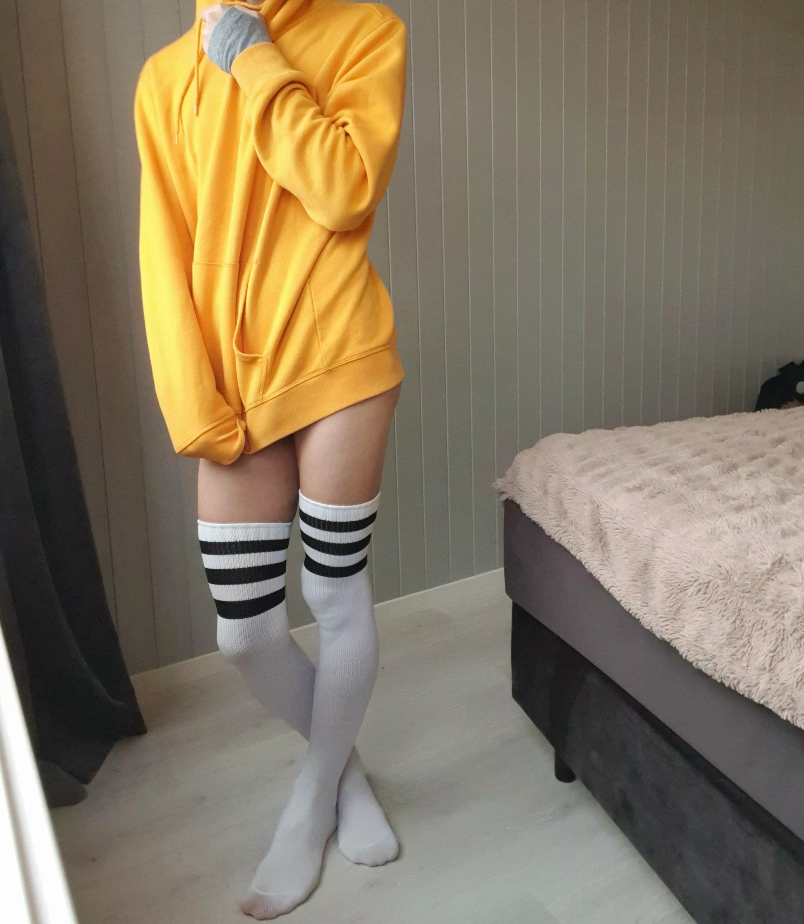 💛love this hoodie, am I cute tho?