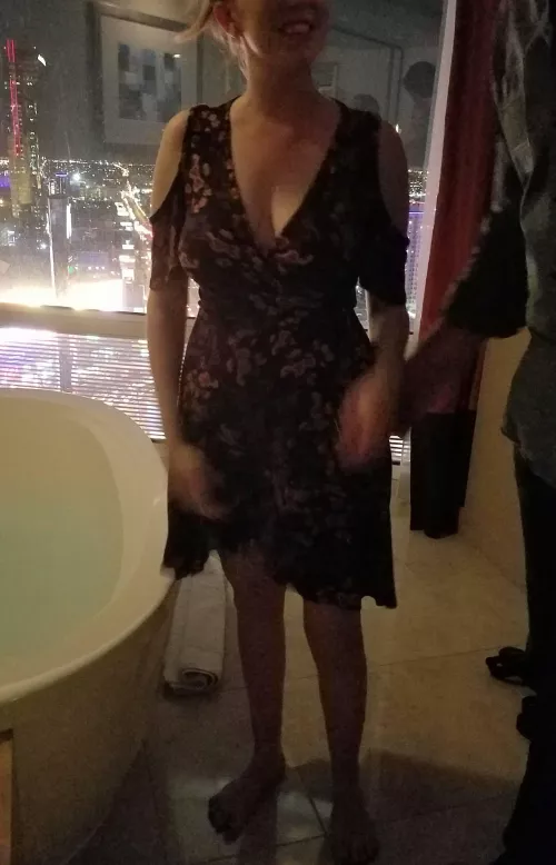 Meeting a stranger at his nice room in Vegas. He's getting ready to undress me so I can get in the tub with him.