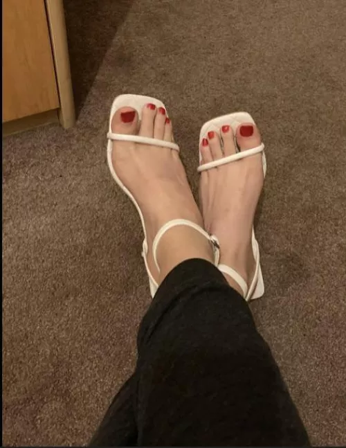 My ex husband said my feet are ugly?