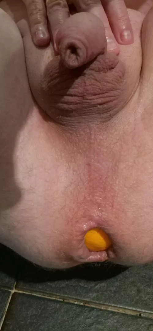 My hole with a couple of oranges in it