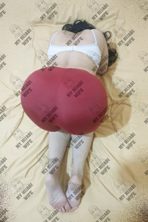 My Tight Hijabi Wife